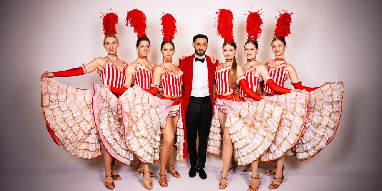 Showballett mit Bühnenlicht